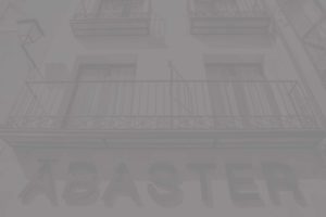 Fachada transparente de Hotel Ábaster en Soria 4